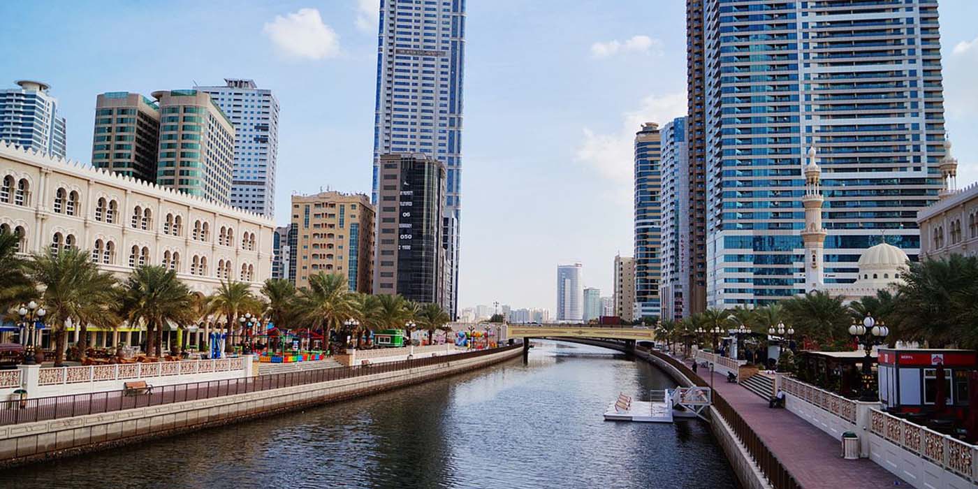 for persons package 4 dubai in  Emirates Dubai Visit Emirates Tours 6 Day One Six